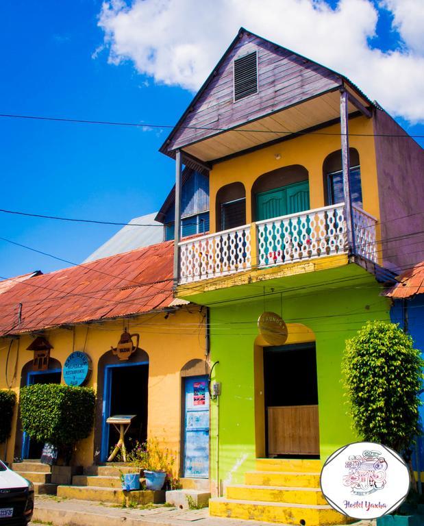 Tikal Backpackers Hostel Flores Bagian luar foto